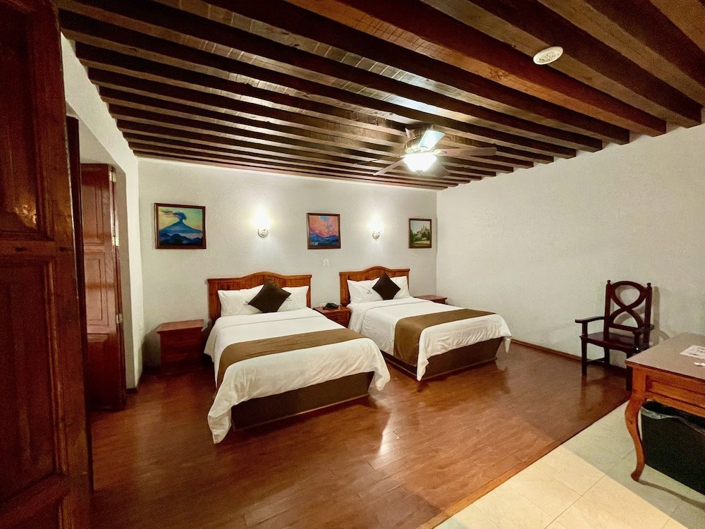 Standard Quadruple room Hotel Puebla Plaza