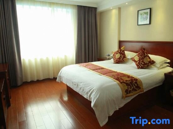 Superior room GreenTree Inn Linhai Yintai City