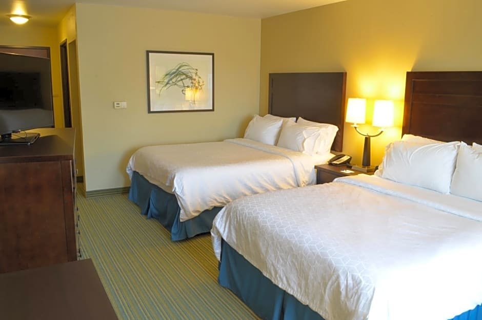 Двухместный номер Standard Holiday Inn Express- Waterloo/Cedar Falls, an IHG Hotel