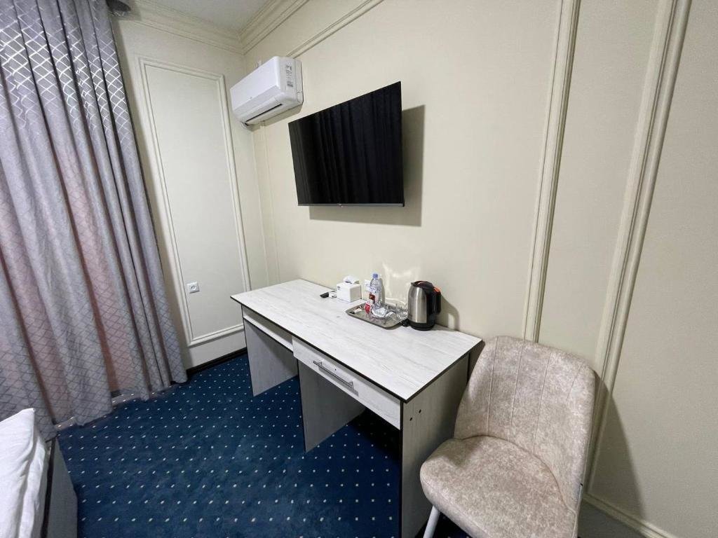 Standard room Lola Hotel