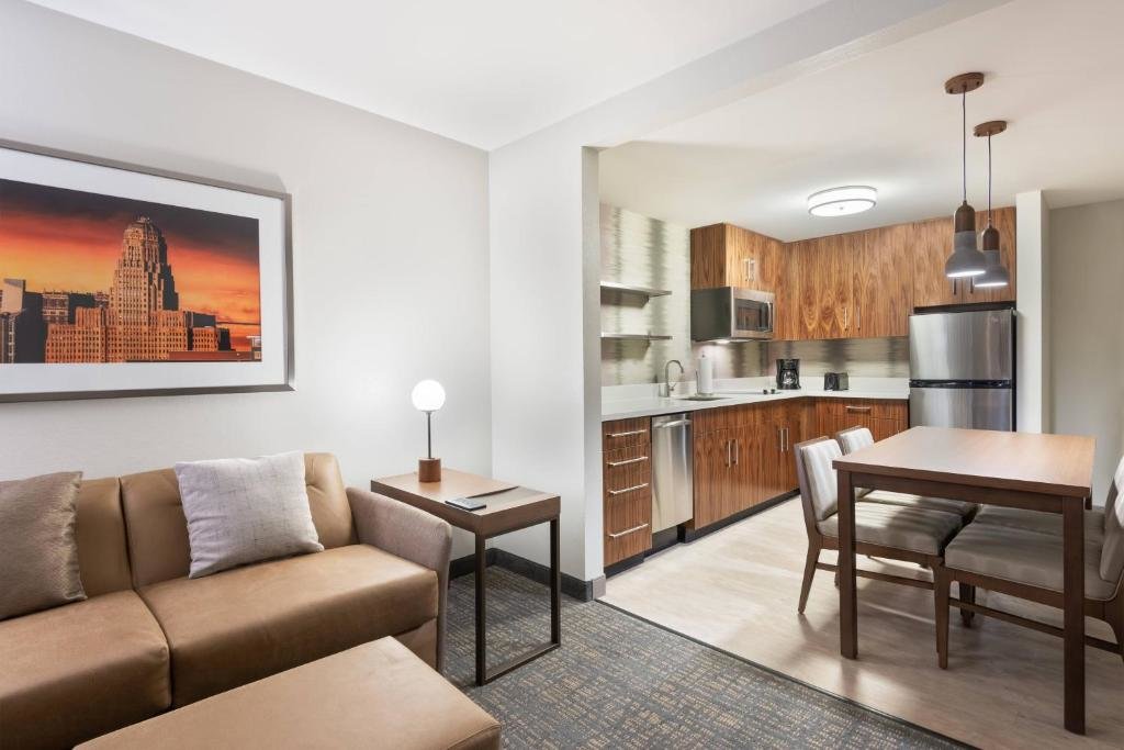 Quadruple suite Residence Inn by Marriott Buffalo Downtown