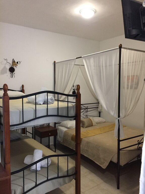 Standard Familie Zimmer mit Balkon Anastasia Studios, Apartments & Suites