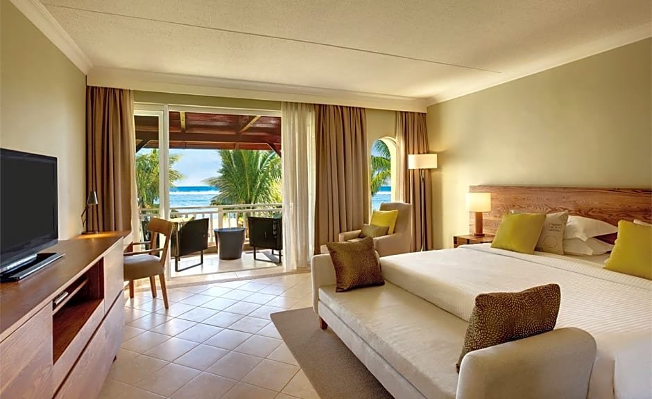 Номер Standard с видом на океан OUTRIGGER Mauritius Beach Resort