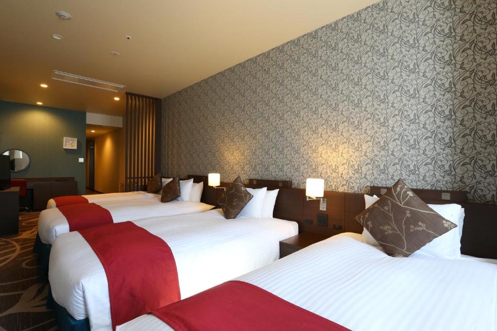 Deluxe Triple room Quintessa Hotel Osaka Bay