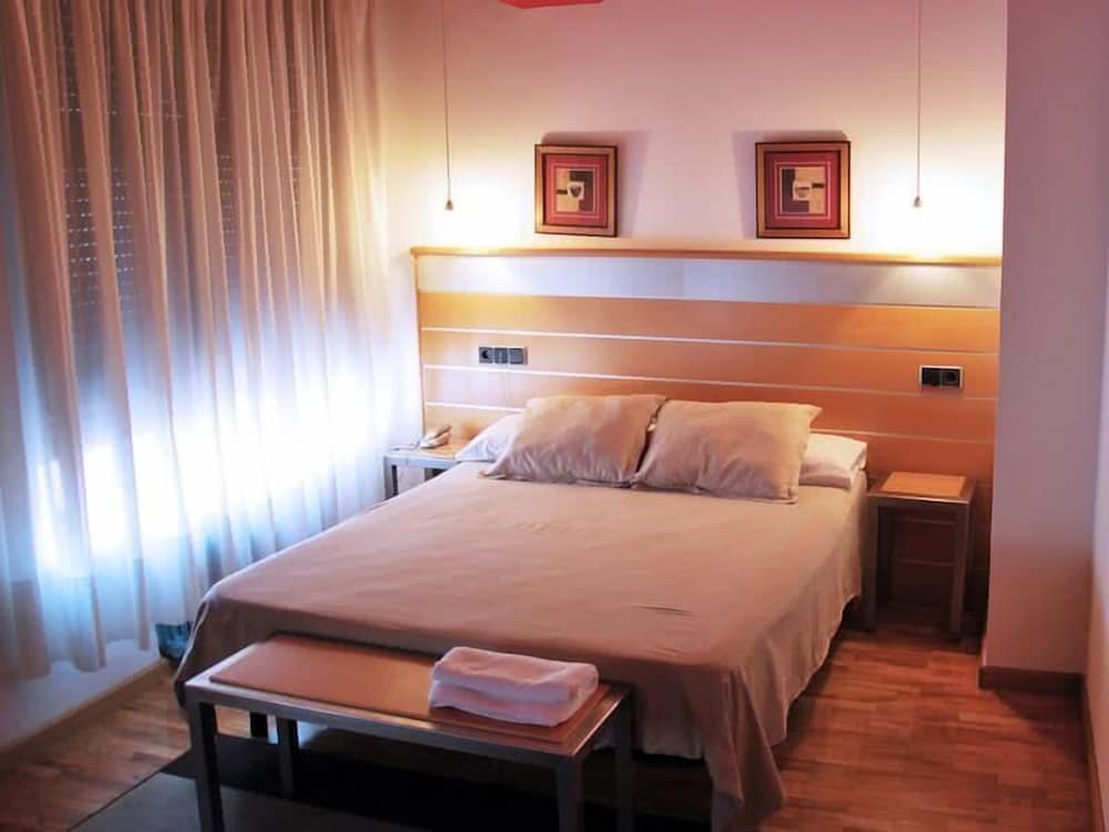 Standard Quadruple room Hotel Trefacio