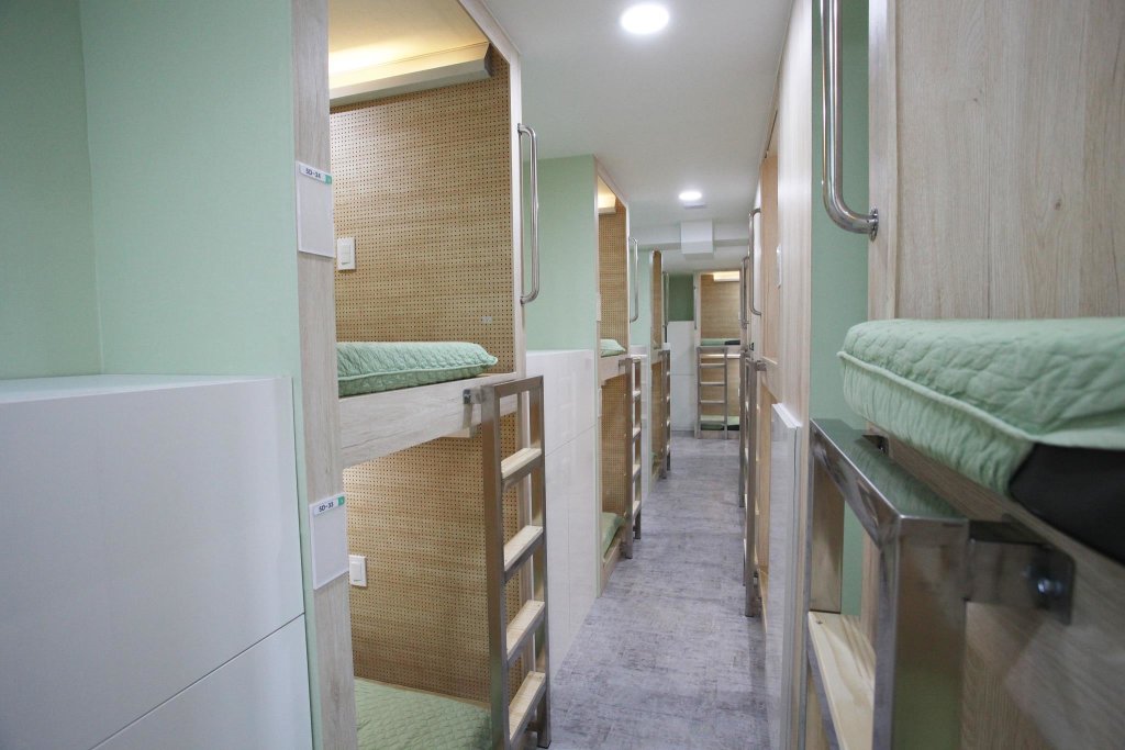 Кровать в общем номере (женский номер) Namsan Guesthouse