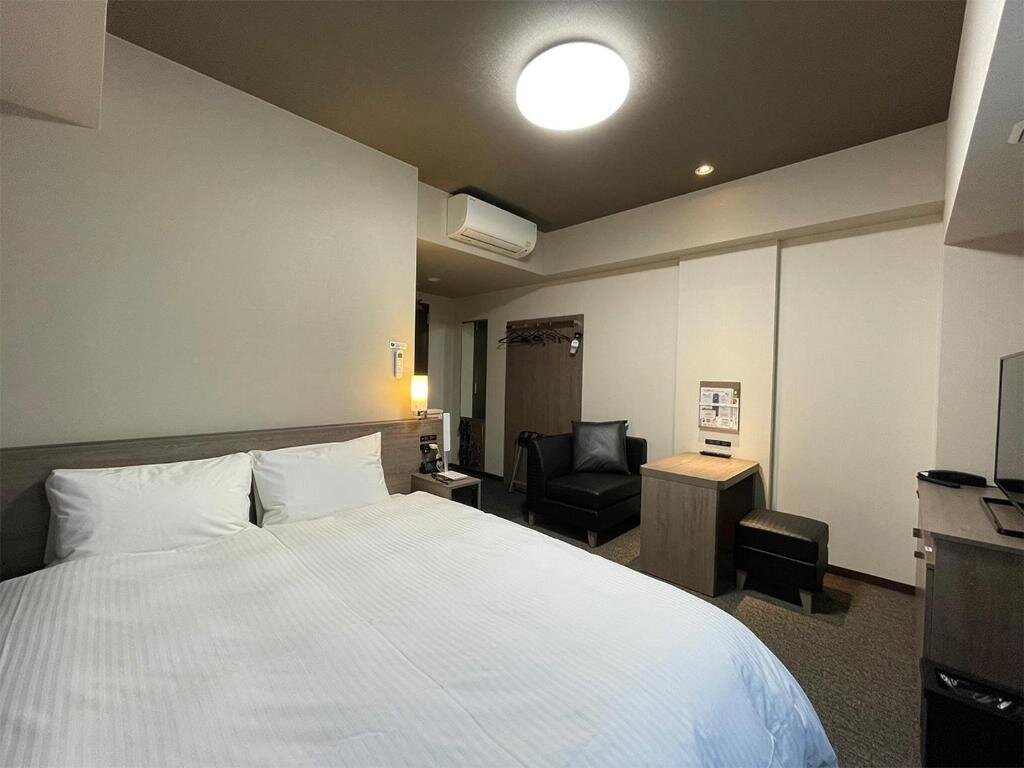 Superior Doppel Zimmer Saku Hotel
