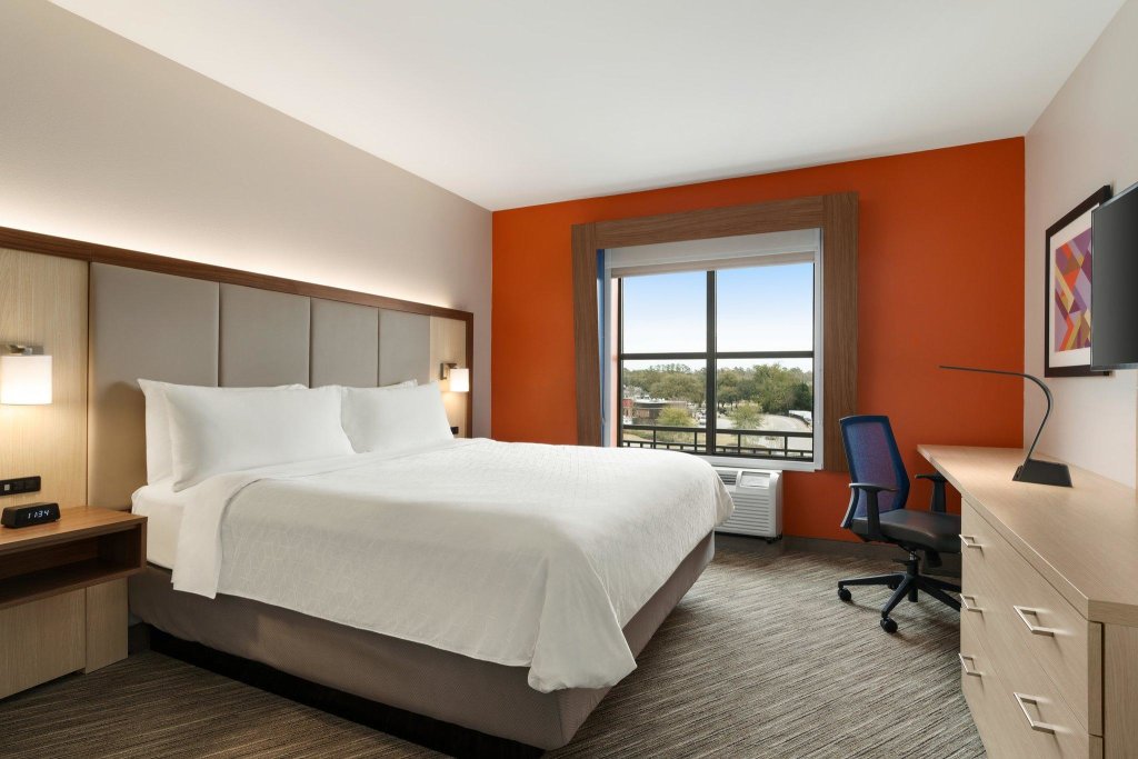Standard chambre Holiday Inn Express & Suites Mt. Pleasant, an IHG Hotel
