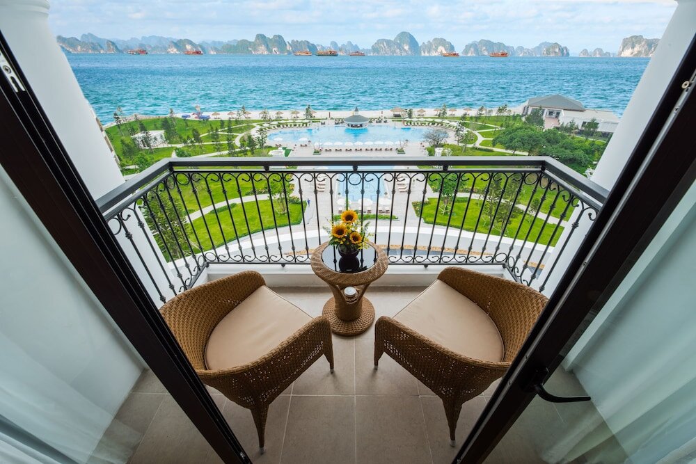 Deluxe Doppel Zimmer mit Balkon und mit Meerblick Vinpearl Resort & Spa Ha Long