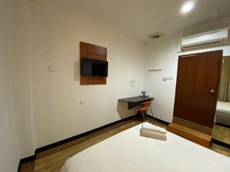 Standard Double room Super OYO 89847 Switz Paradise Hotel