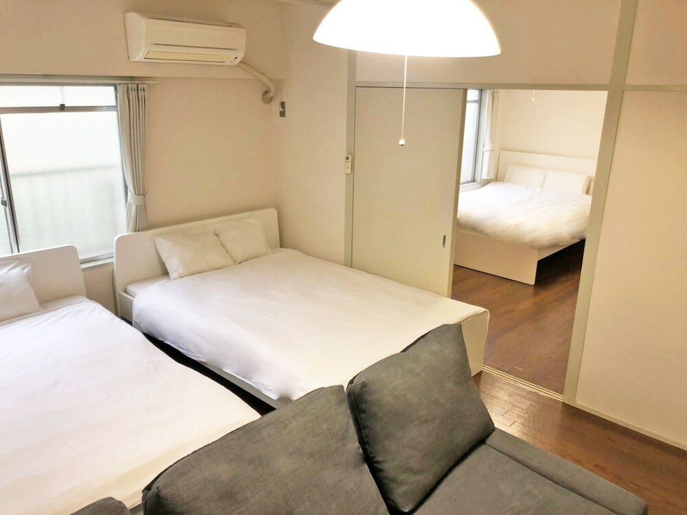 Standard Apartment Grandouce Shin-Osaka-Minami