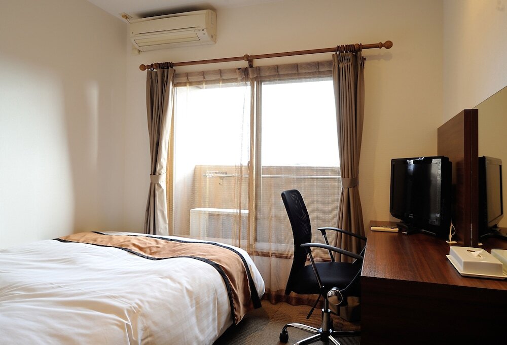 Standard Doppel Zimmer mit Balkon Business Inn Umesaki