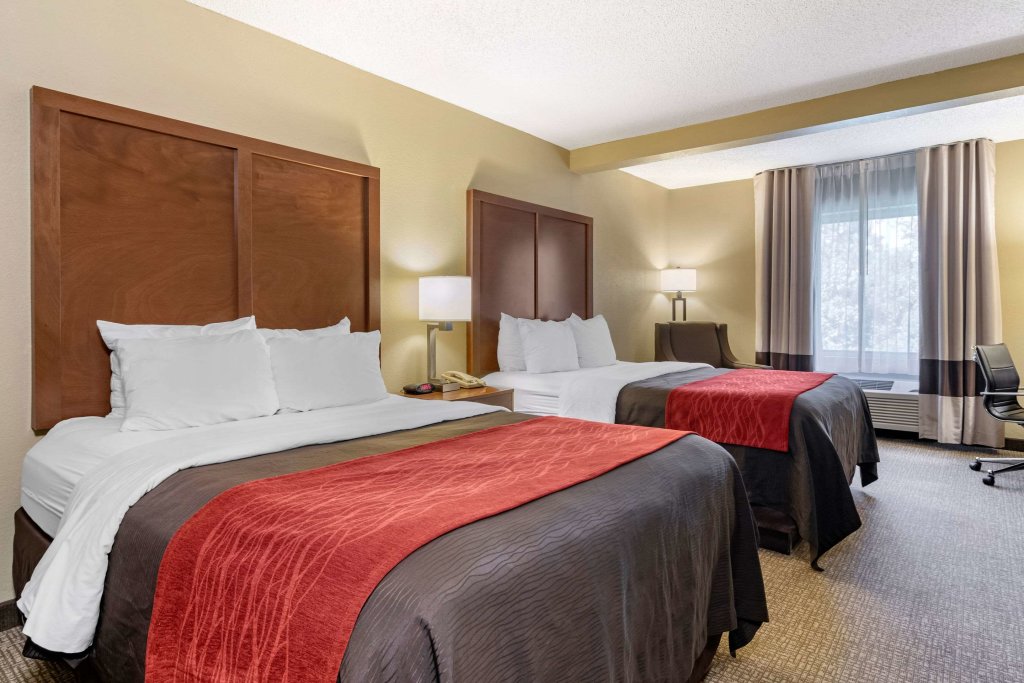Standard Vierer Zimmer Comfort Inn & Suites Suwanee - Sugarloaf