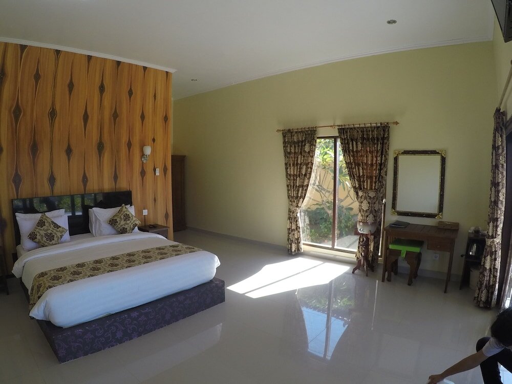 Вилла c 1 комнатой с балконом и с видом на море Bali Bhuana Villas