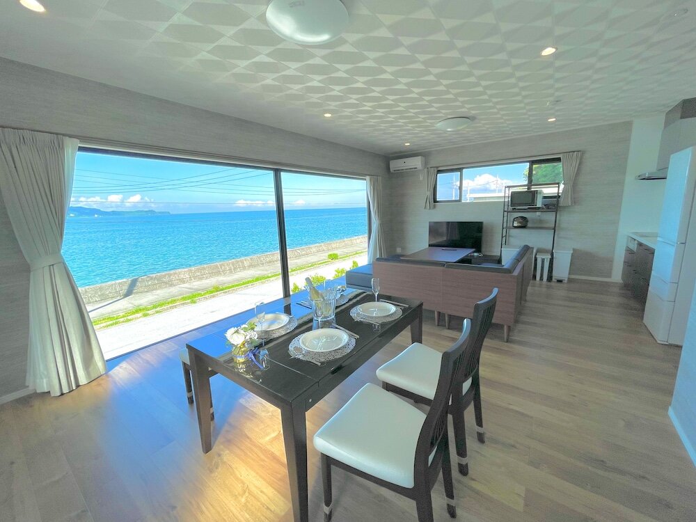 Premium Villa Padel Okinawa Villa 2F