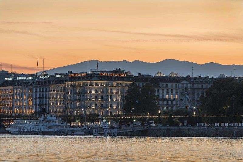 Номер Premium The Ritz-Carlton Hotel de la Paix, Geneva