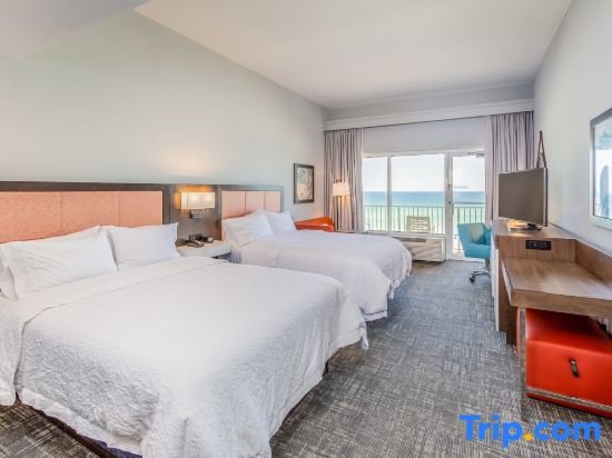 Standard Double room with balcony and with bay view Hampton Inn Pensacola Beach