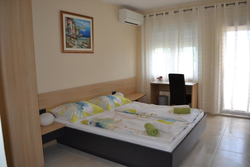 Standard Double room with balcony and with sea view Bed & Breakfast Dani