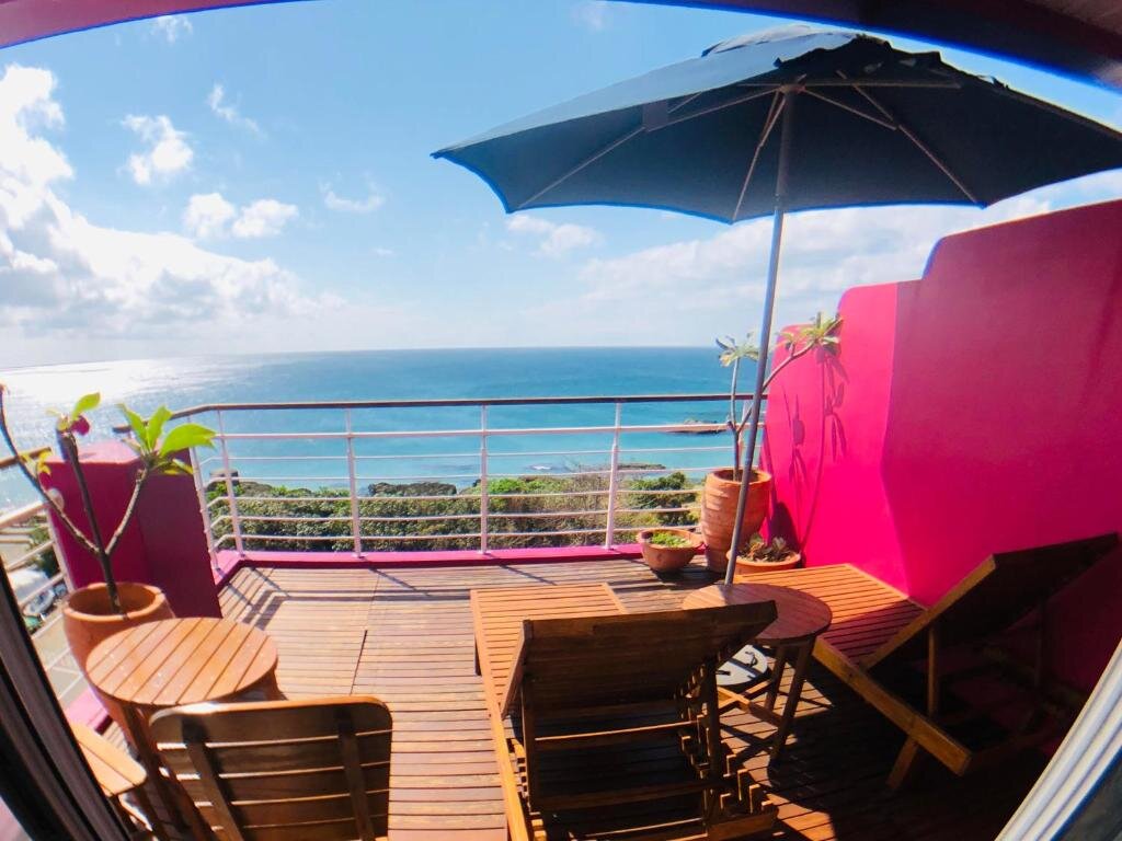 Habitación doble De lujo con balcón y con vista al mar Pin Ciao Hostel