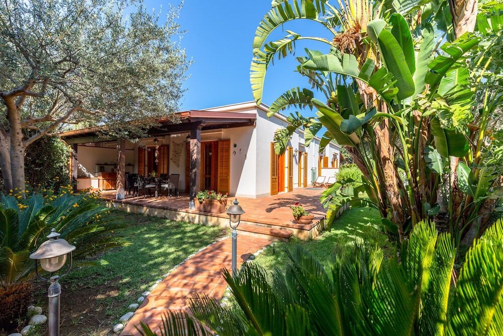 Calarossa Sunrise Cottage