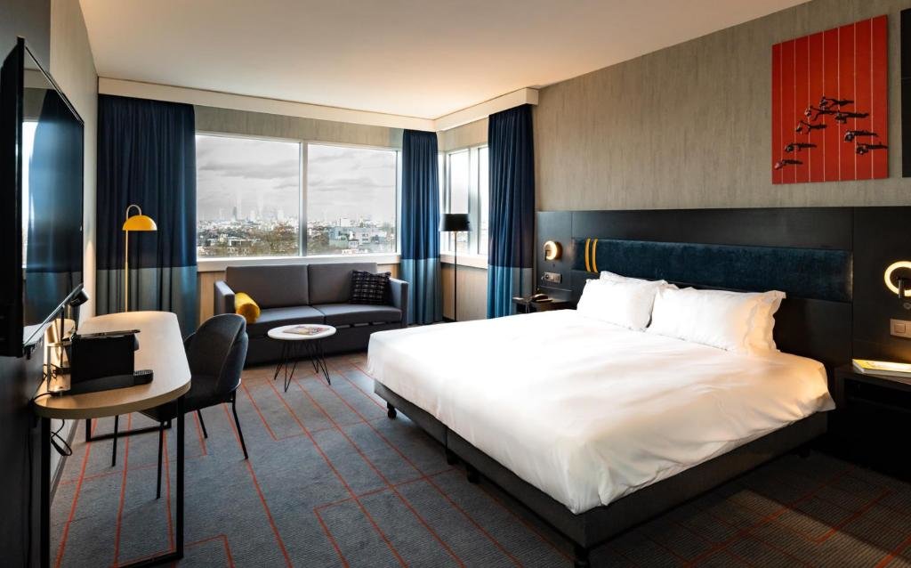 Privilege Double room with park view Mercure Antwerp City South