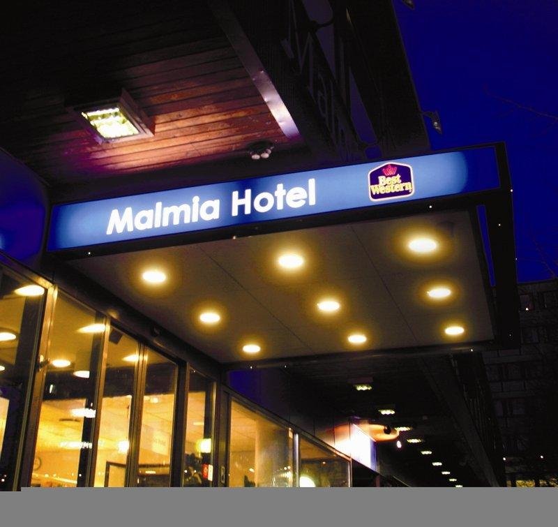 Кровать в общем номере Best Western Malmia Hotel