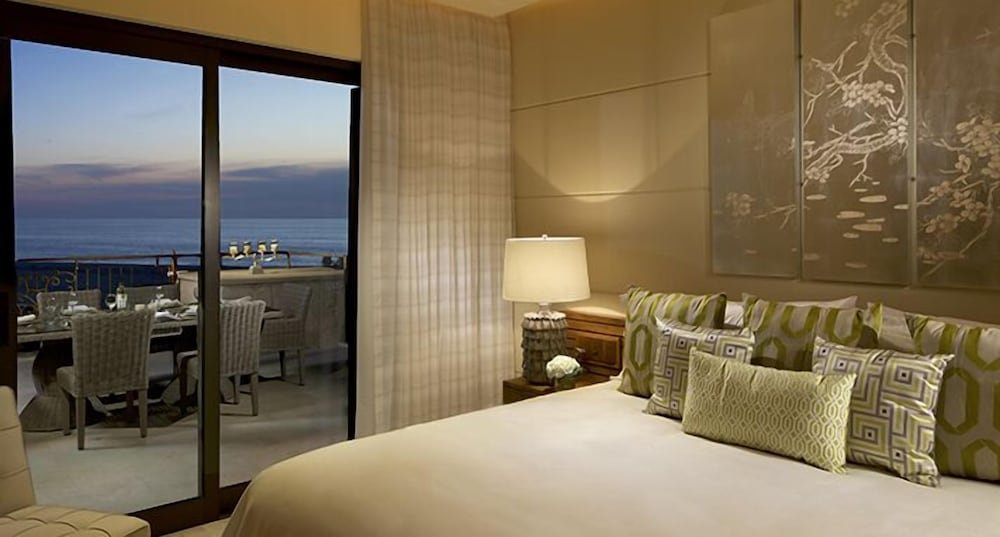 2 Bedrooms Presidential Suite with ocean view Prez Suite GrandSolmar Pacific Dunes