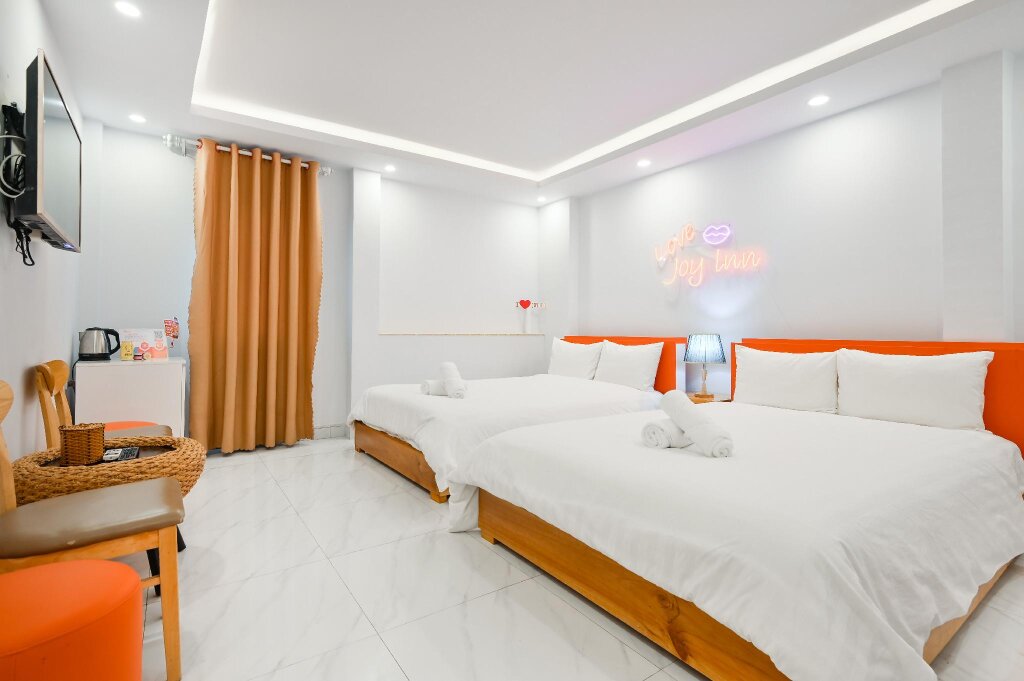 Двухместный люкс Joy Inn Cong Hoa Hotel