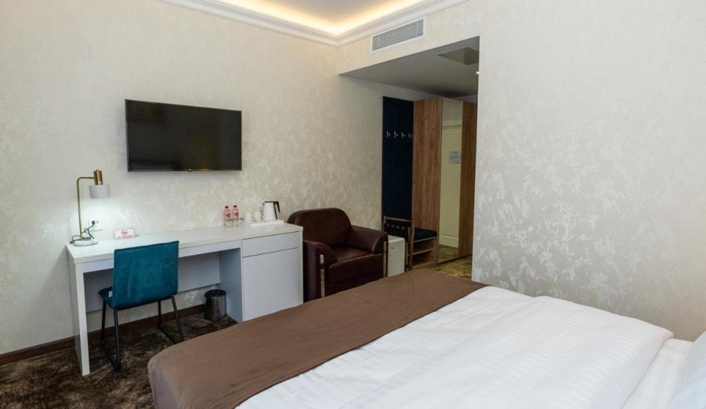 Standard Double room Garnet Mir Hotel