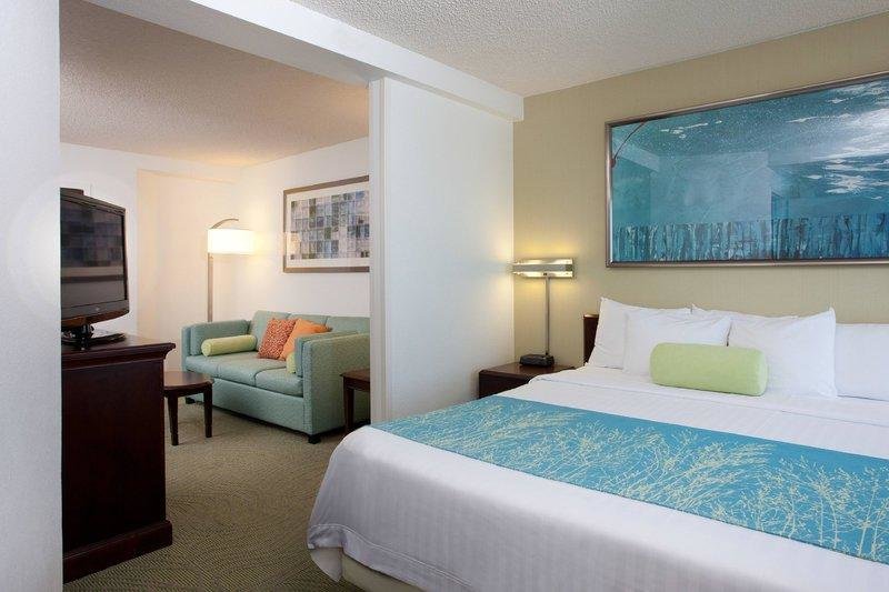 Четырёхместный люкс SpringHill Suites by Marriott Norfolk Virginia Beach