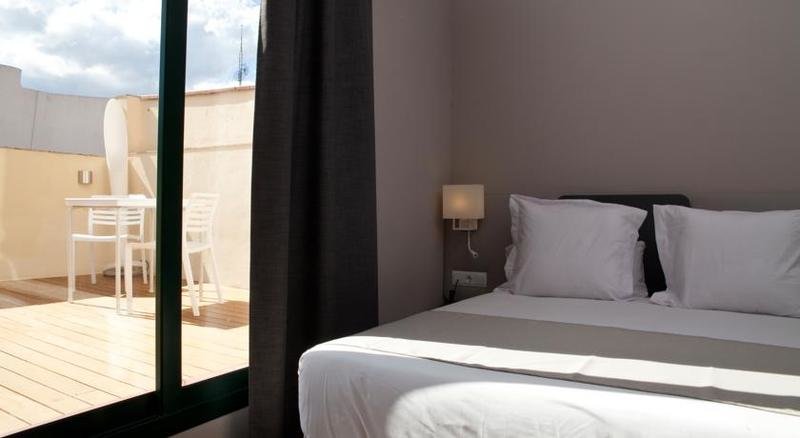 Standard Doppel Zimmer mit Balkon May Ramblas Hotel