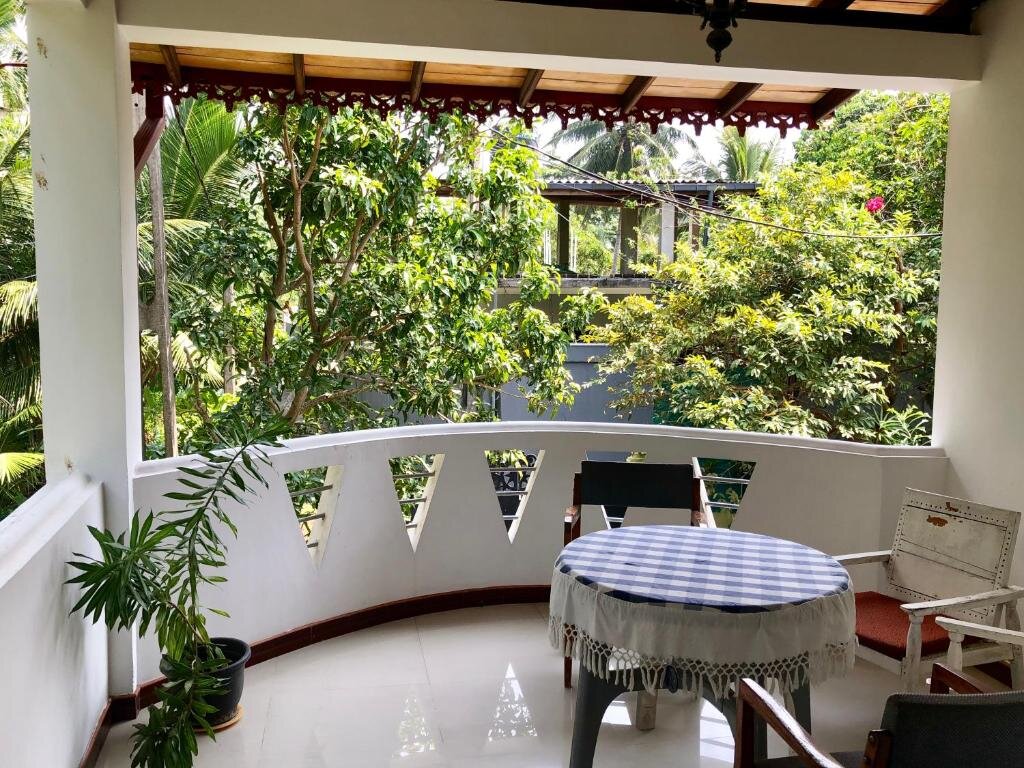 Superior Apartment with balcony and with view Eden Homestay
