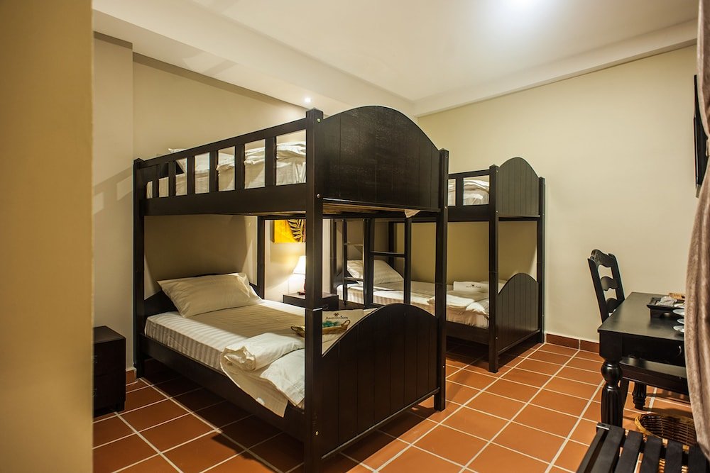 Standard Quadruple room Armenian Suite