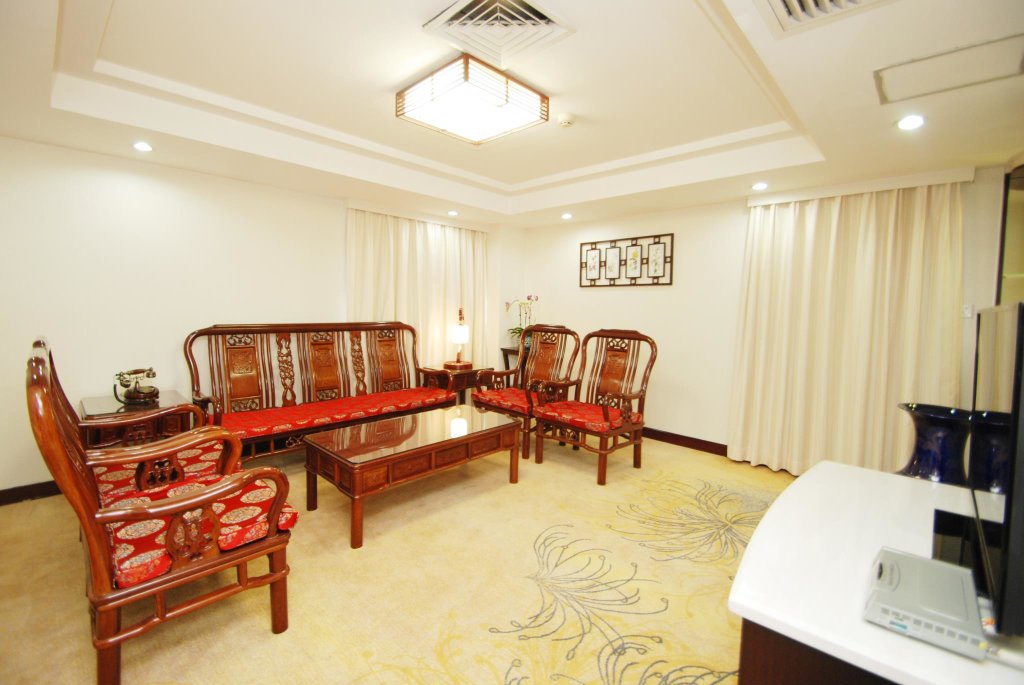 Deluxe Suite Overseas Chinese Friendship Hotel