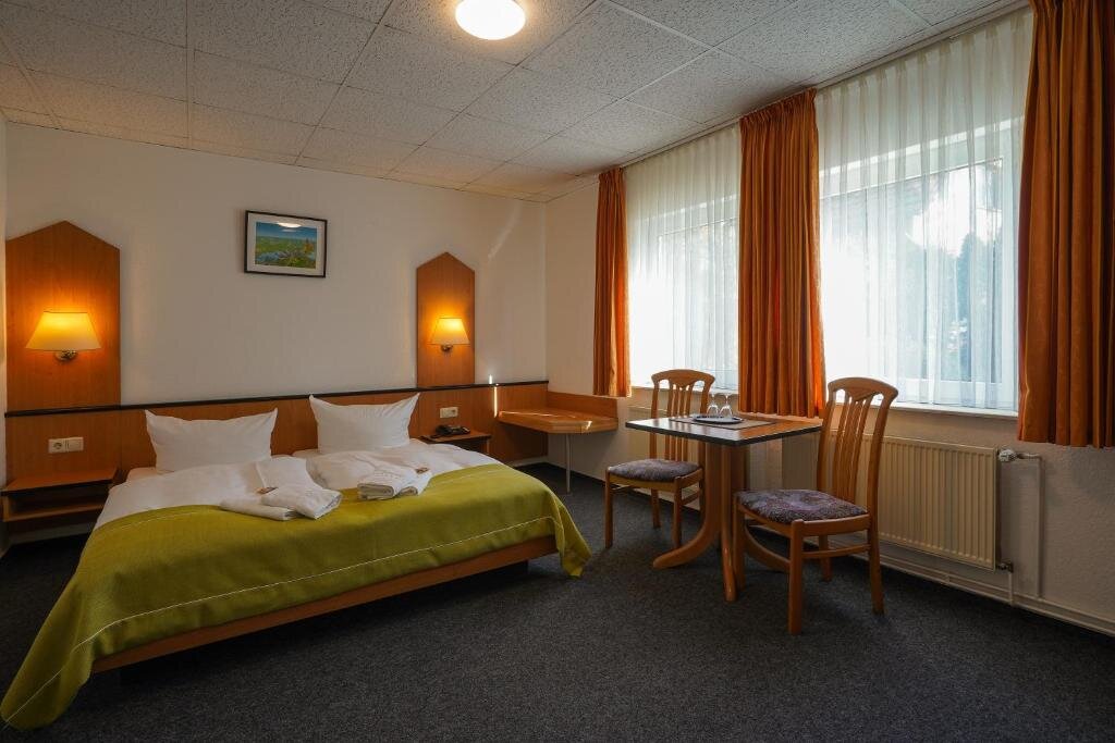 Standard Doppel Zimmer Hotel Seeschloesschen