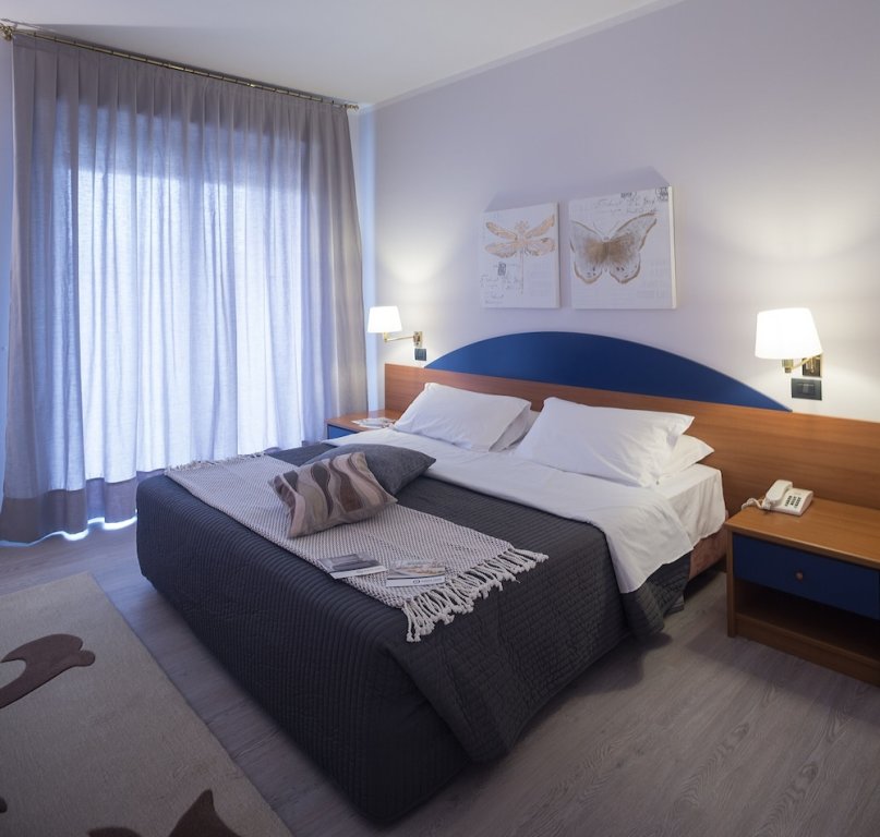Supérieure double chambre avec balcon Roero Park Hotel