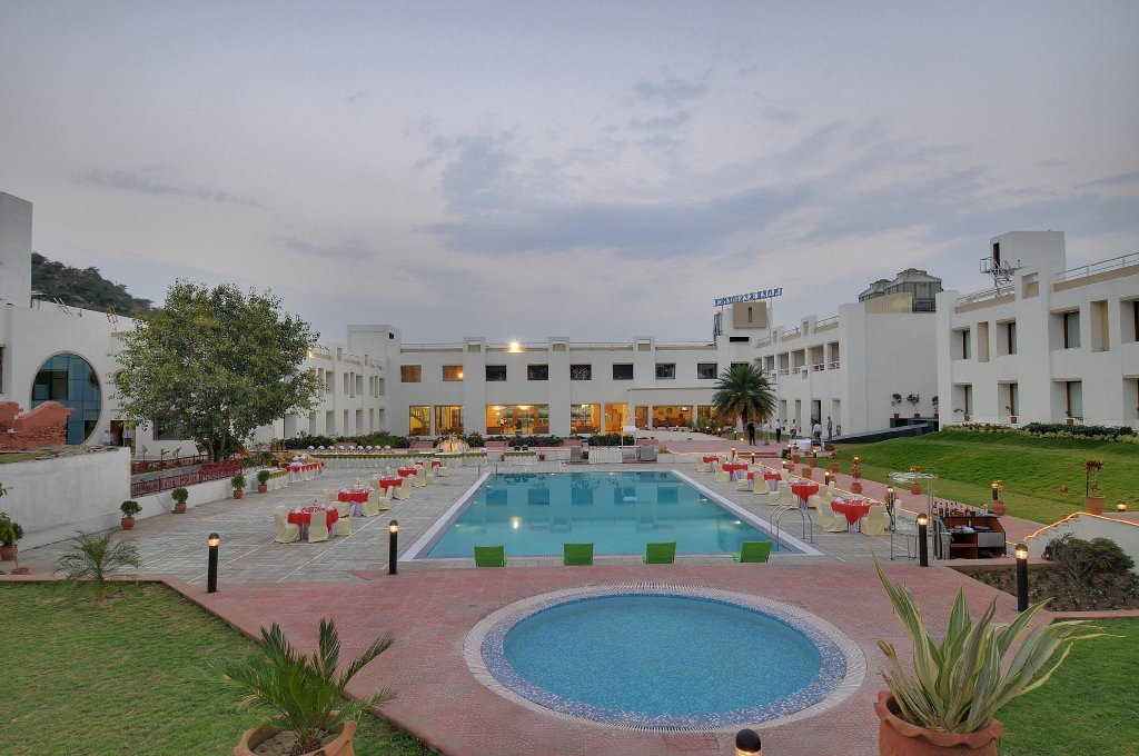 Suite Inder Residency Resort & Spa Udaipur