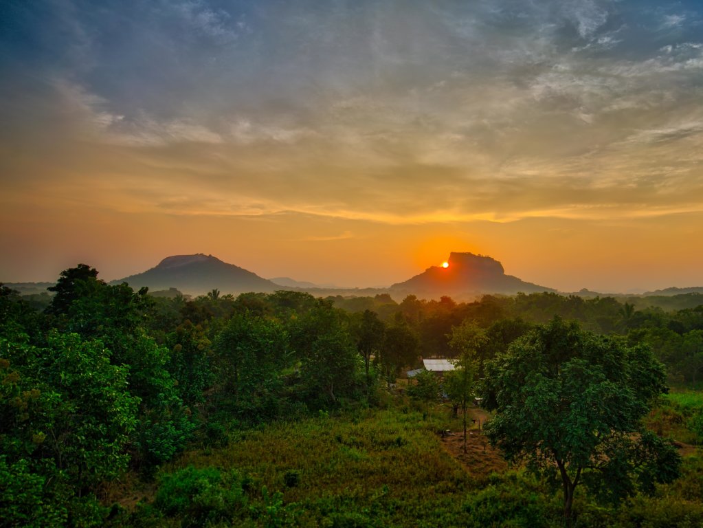 Camera Standard Sigiri Choona Lodge 'unique sunrise viewpoint'