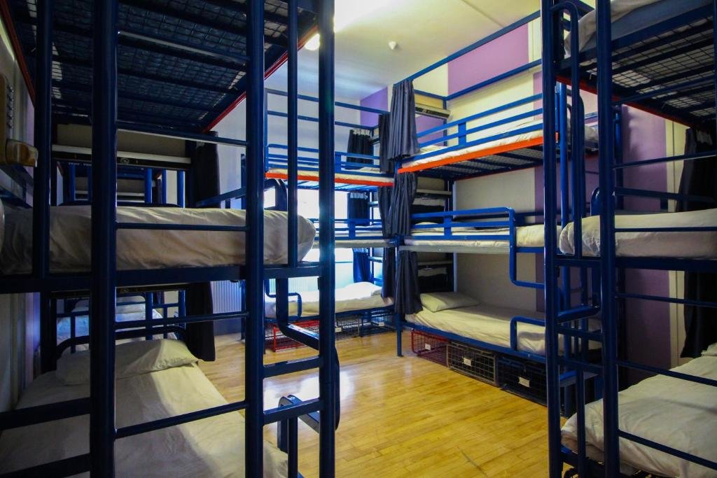 Cama en dormitorio compartido (dormitorio compartido femenino) London Backpackers Youth Hostel 18 - 35 Years Old Only
