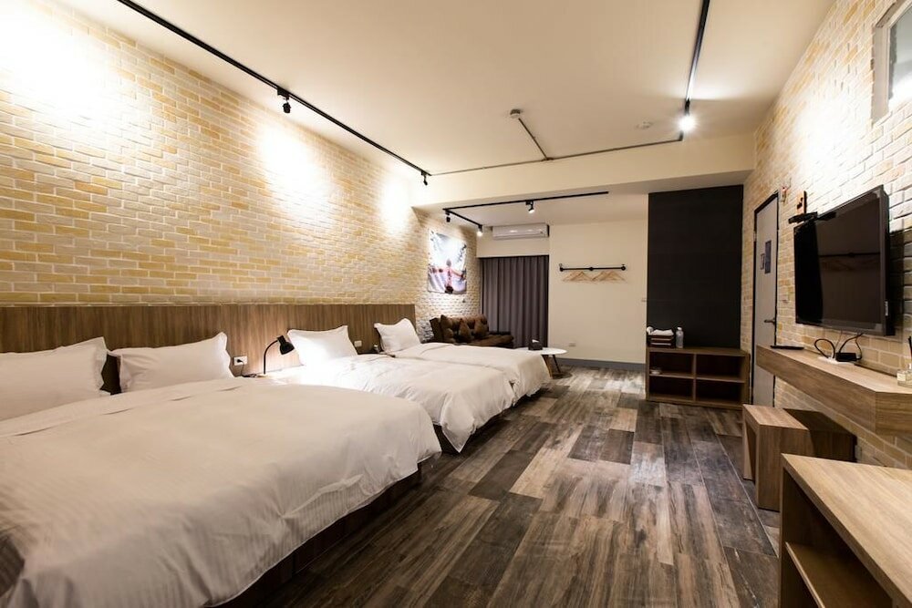 Standard Quadruple room with balcony Mi Jing Shi Guang Homestay