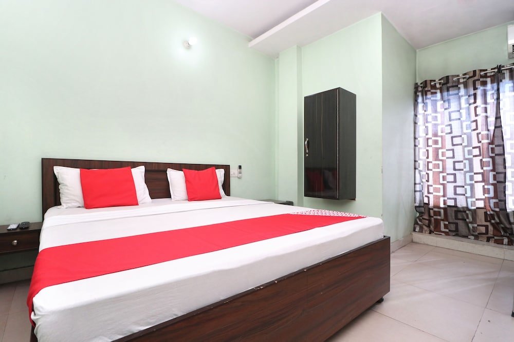 Двухместный номер Standard OYO 26665 Hotel Choudhary Residency