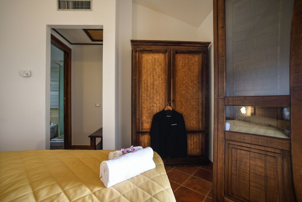 Standard Double room with balcony Hotel Funtana Ena