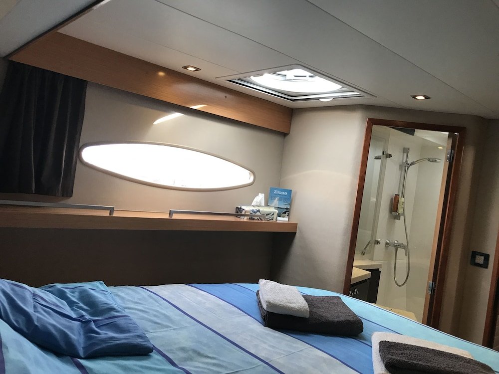 Deluxe room Floatinn Boat-BnB