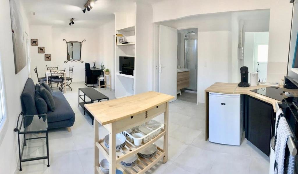 Apartment T2 bis COSY rénové en 2019, Avignon centre-ville