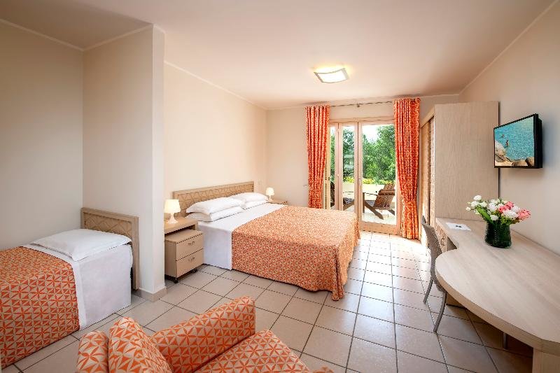 Klassisch Dreier Zimmer Calanè Resort