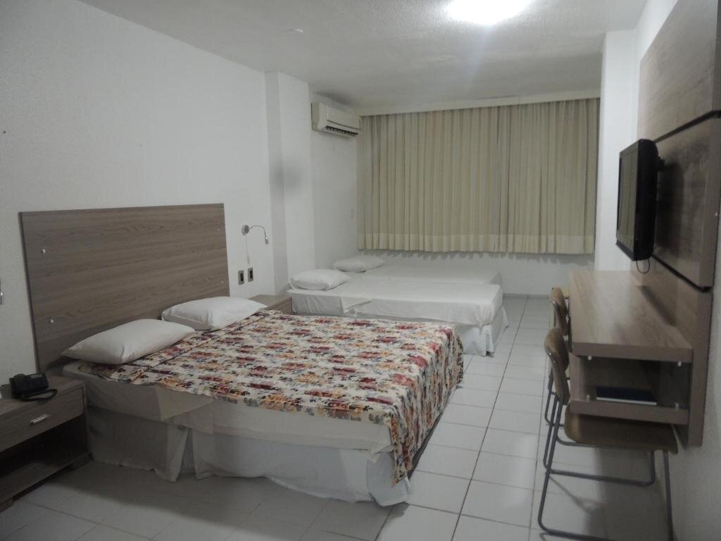 Standard Quadruple room Hotel Praia Mar