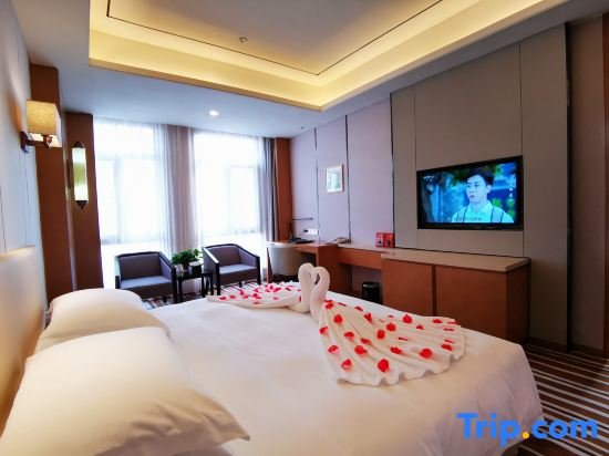 Люкс Business Thank Inn Plus Hotel Hunan Changsha Yuhua District People's Middle Road
