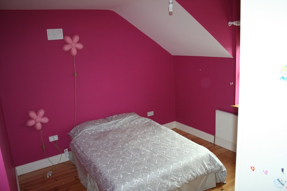 Cottage Lios Mór - 5 bed self catering house