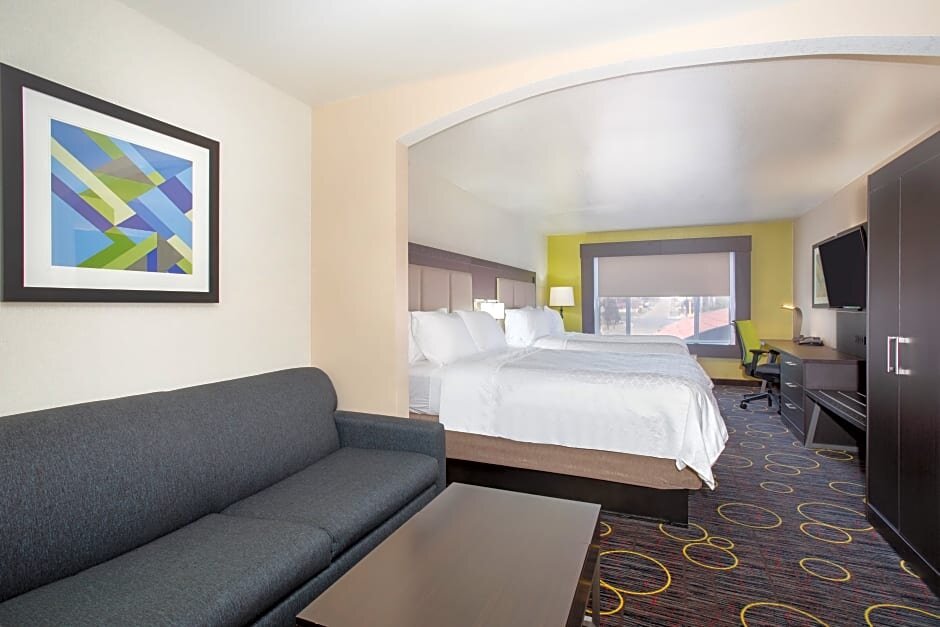 Двухместный люкс Holiday Inn Express and Suites - Tucumcari, an IHG Hotel