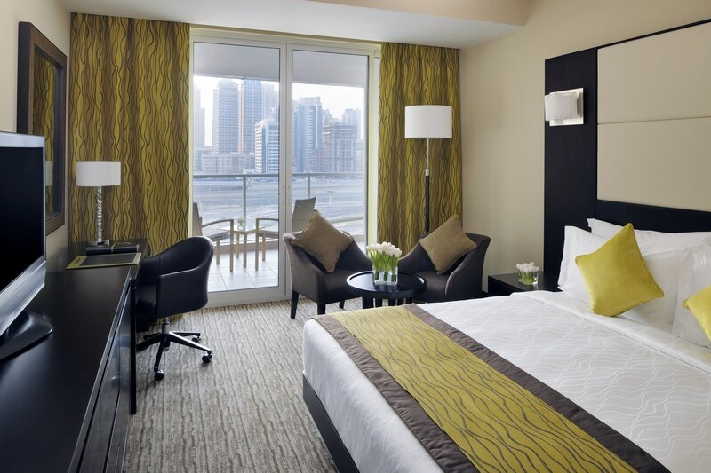 Двухместный номер Superior Mövenpick Hotel Jumeirah Lakes Towers Dubai
